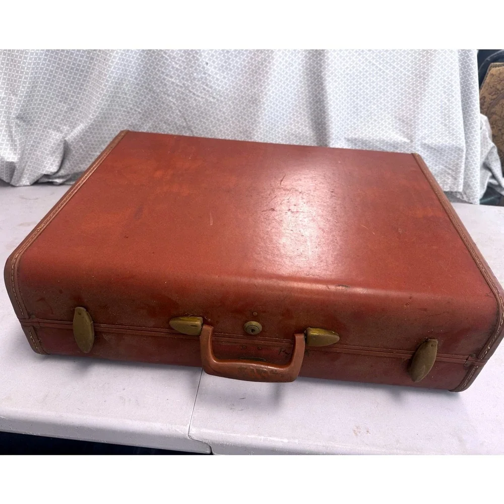 Vintage Samsonite Brown Suitcase 24